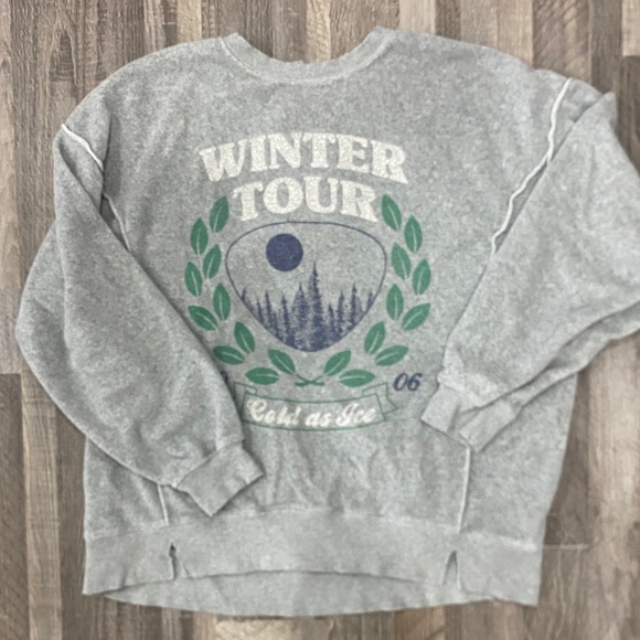 aerie Sweaters - Aerie Gray Winter Tour Women's Sweater Small